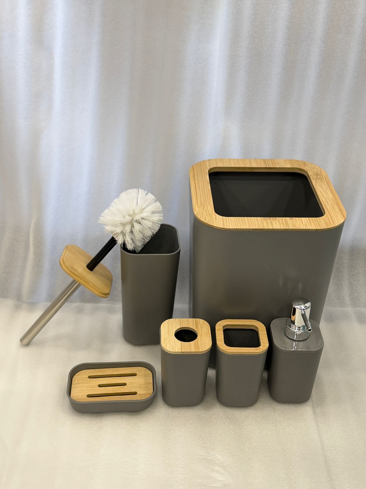 Premium Grey 6 Pcs Bathroom Set – Elegant Accessories