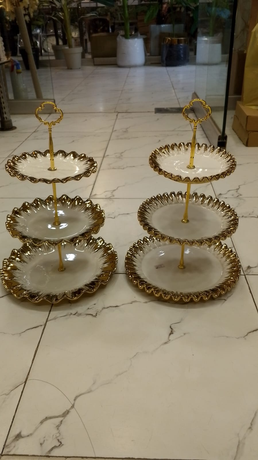 Ceramic 3-Tier Cake Stand – Foldable Dessert & Snack Display Tray