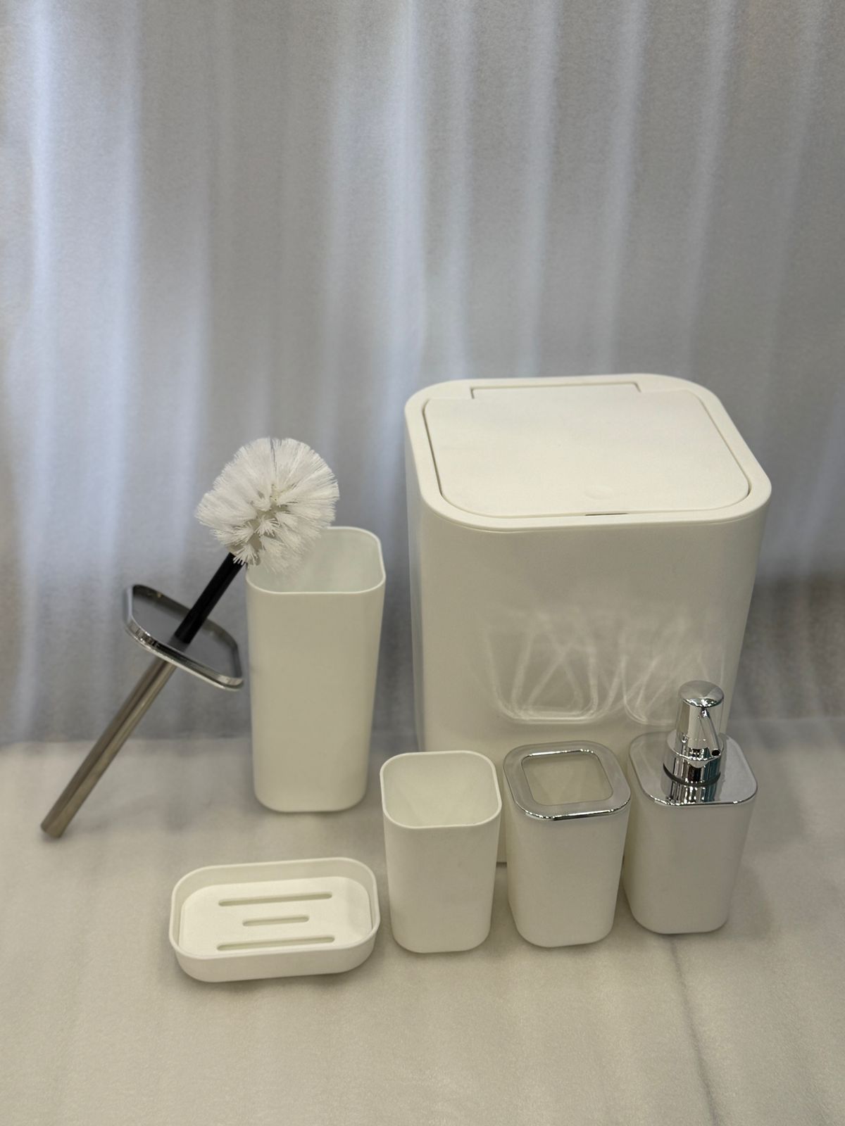 Luxury White 6 Pcs Bathroom Accessories Set – Elegant Design