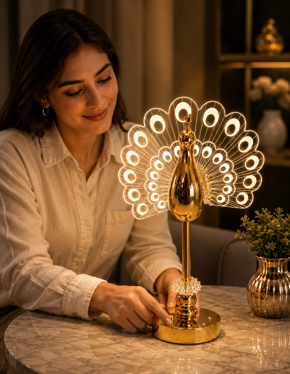 Luxury Crystal Decorative LED Peacock Table Lamp