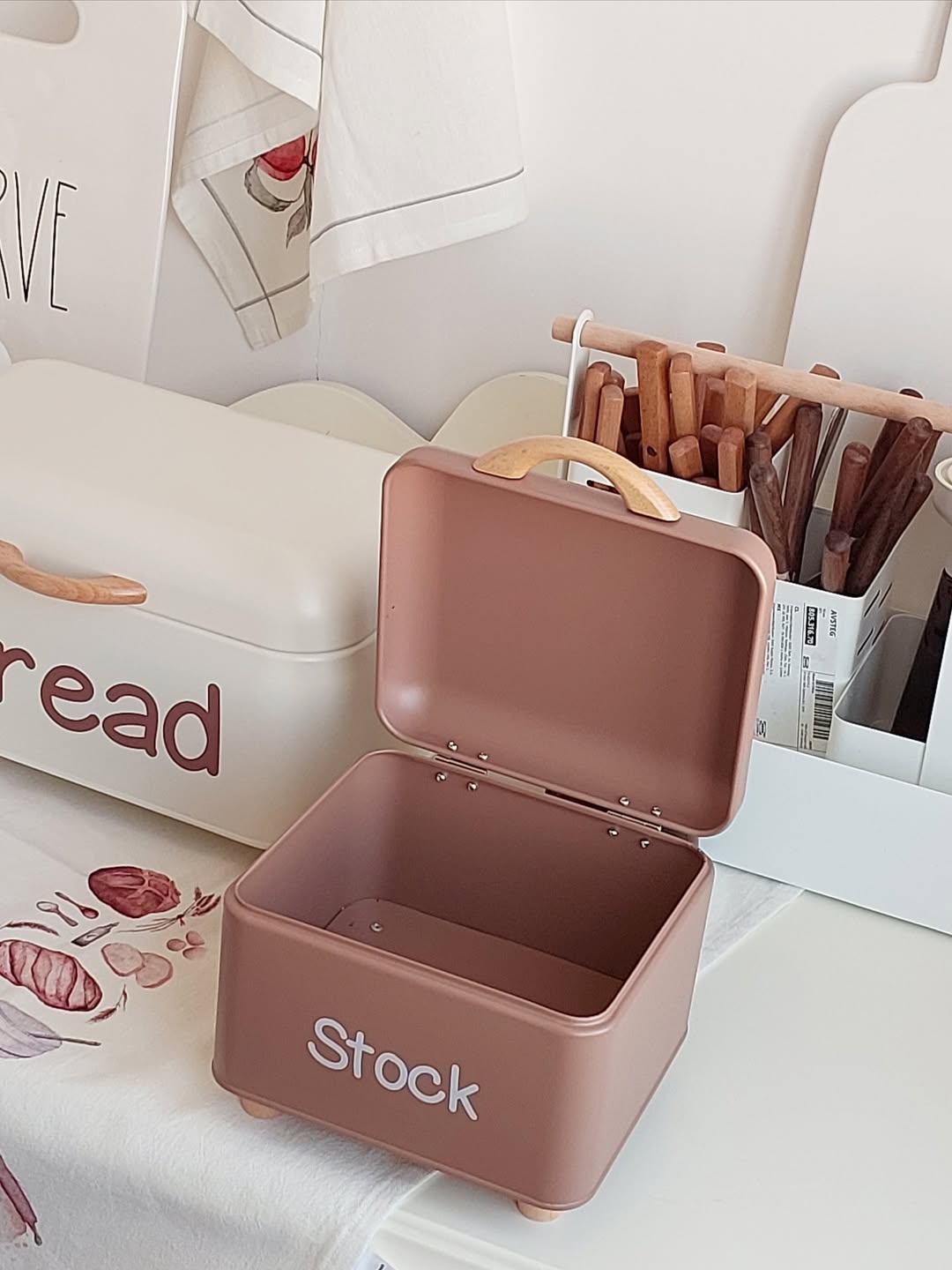 2 Pieces Luxormove Large Bread Bin With Wood Handle