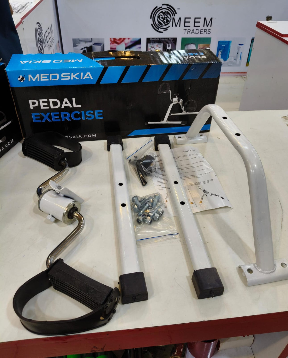 Medskia Compact & Portable Pedal Exerciser